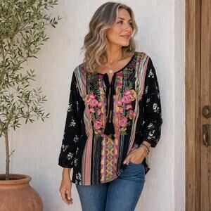Calessa Black Floral Embroidered Mixed Media Pop Over Tunic Top xl